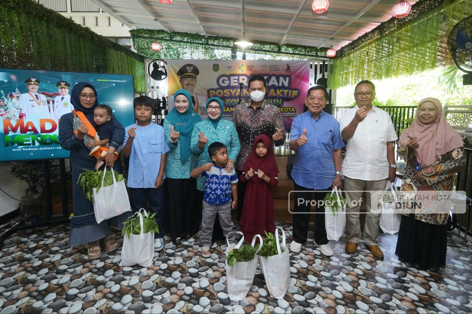 Dongkrak Taraf Kesehatan Masyarakat Lewat Gerakan Posyandu Aktif 2025