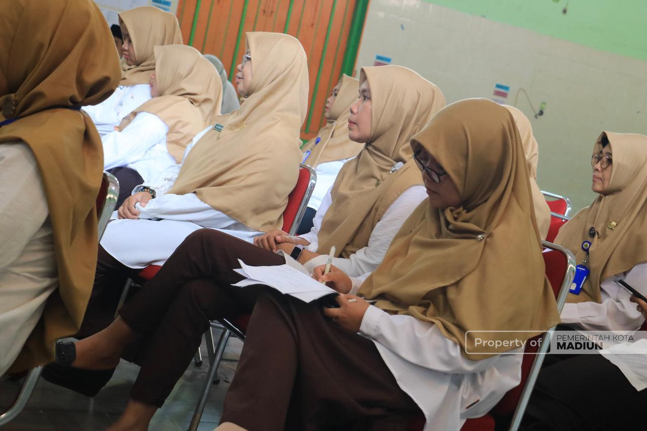 Tingkatkan Kualitas dan Transparasi Layanan, SMP Negeri 6 Madiun Gelar Forum Komunikasi Publik