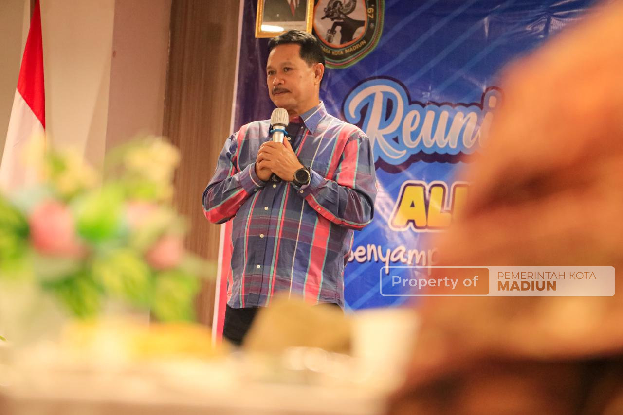 Hadiri Reuni SMASA ’67, Wali Kota Maidi Paparkan Kemajuan Pembangunan Kota Madiun