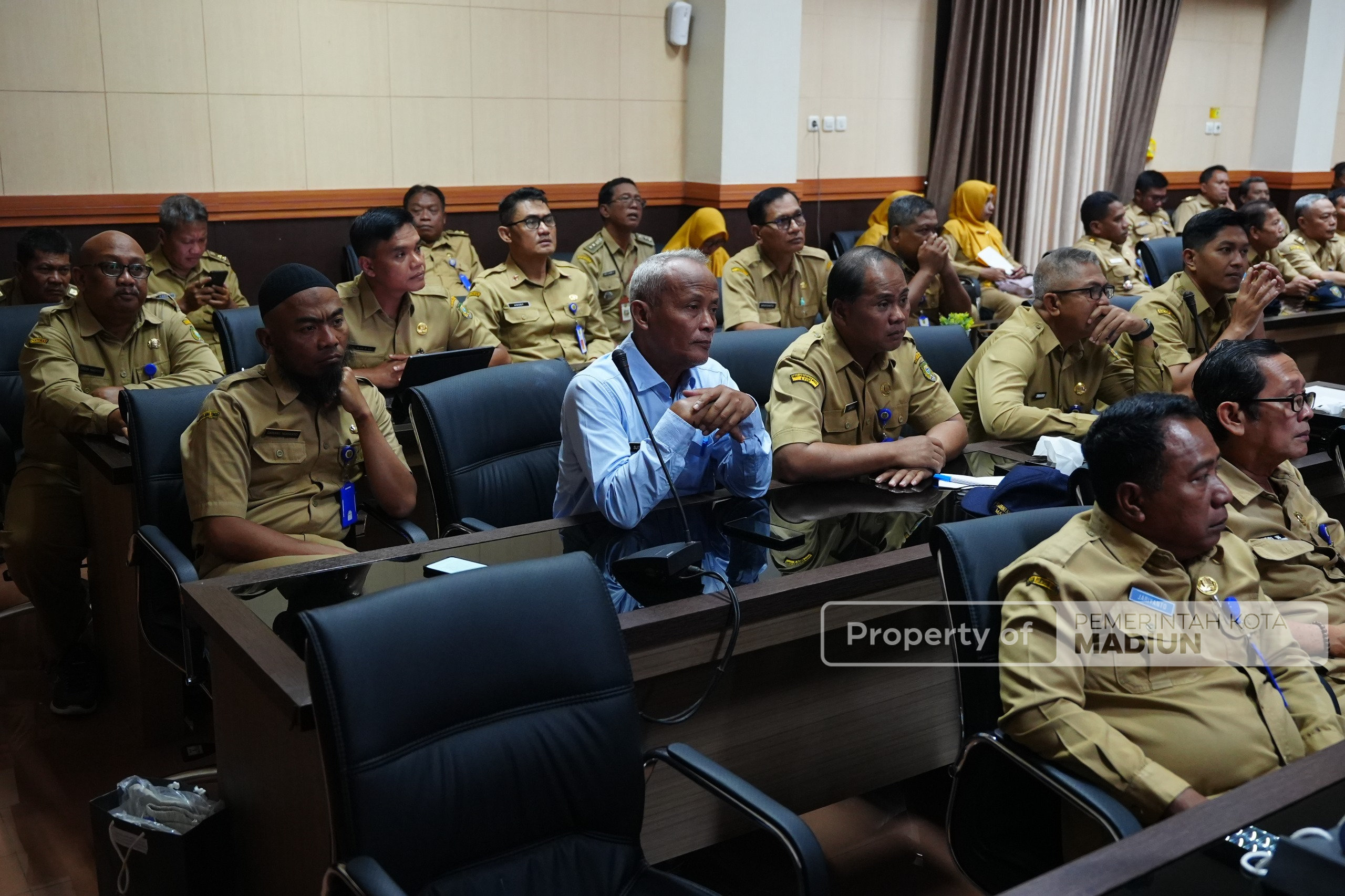 Pimpin Rapat Dinas Jelang Pergantian Tahun, Wali Kota Madiun Tekankan Kenyamanan Fasum Sambut Wisatawan