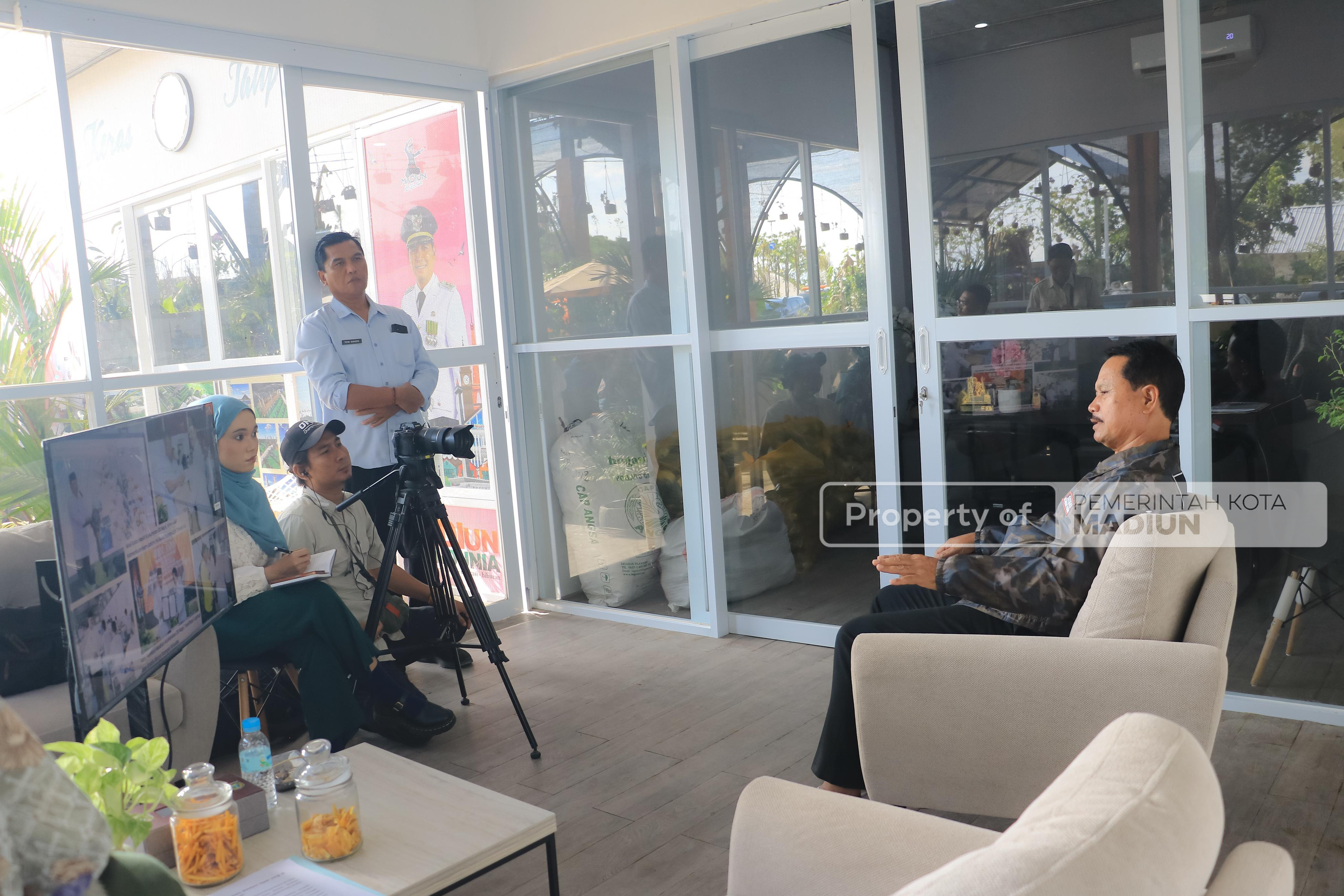 Ikuti Talkshow ANTARA, Wali Kota Madiun Beberkan Program Beasiswa bagi Narapidana