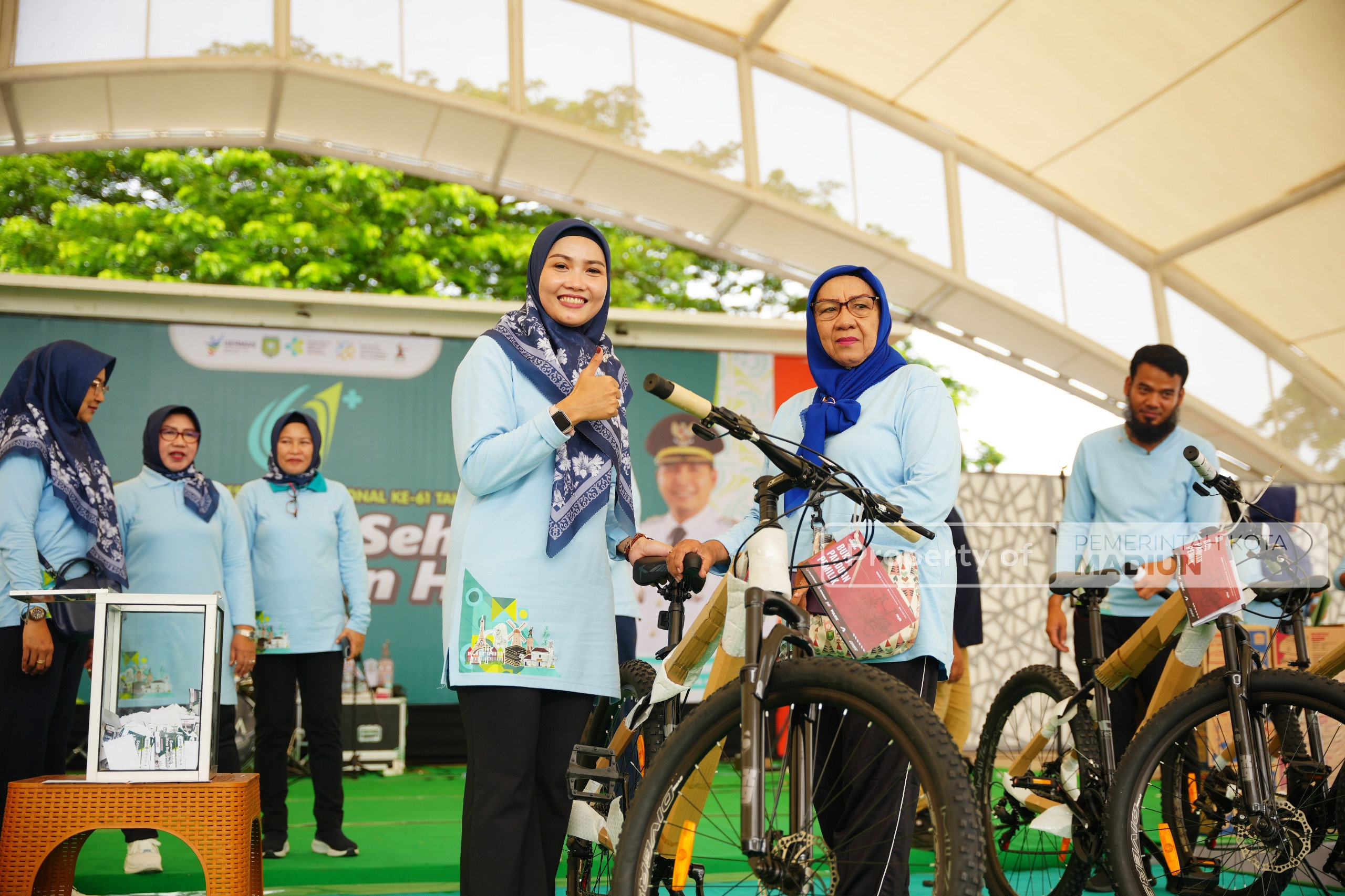 Peringatan HKN ke-61, Sekda Kota Madiun Pimpin Jalan Sehat dan Tekankan Pentingnya Generasi Sehat