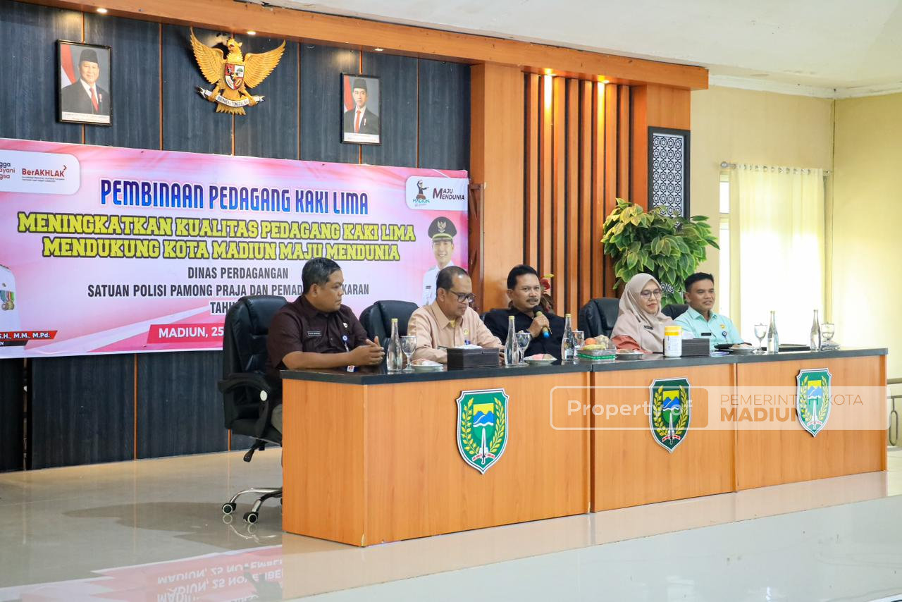 Lewat Pembinaan, Wali Kota Madiun Dorong PKL Naik Kelas