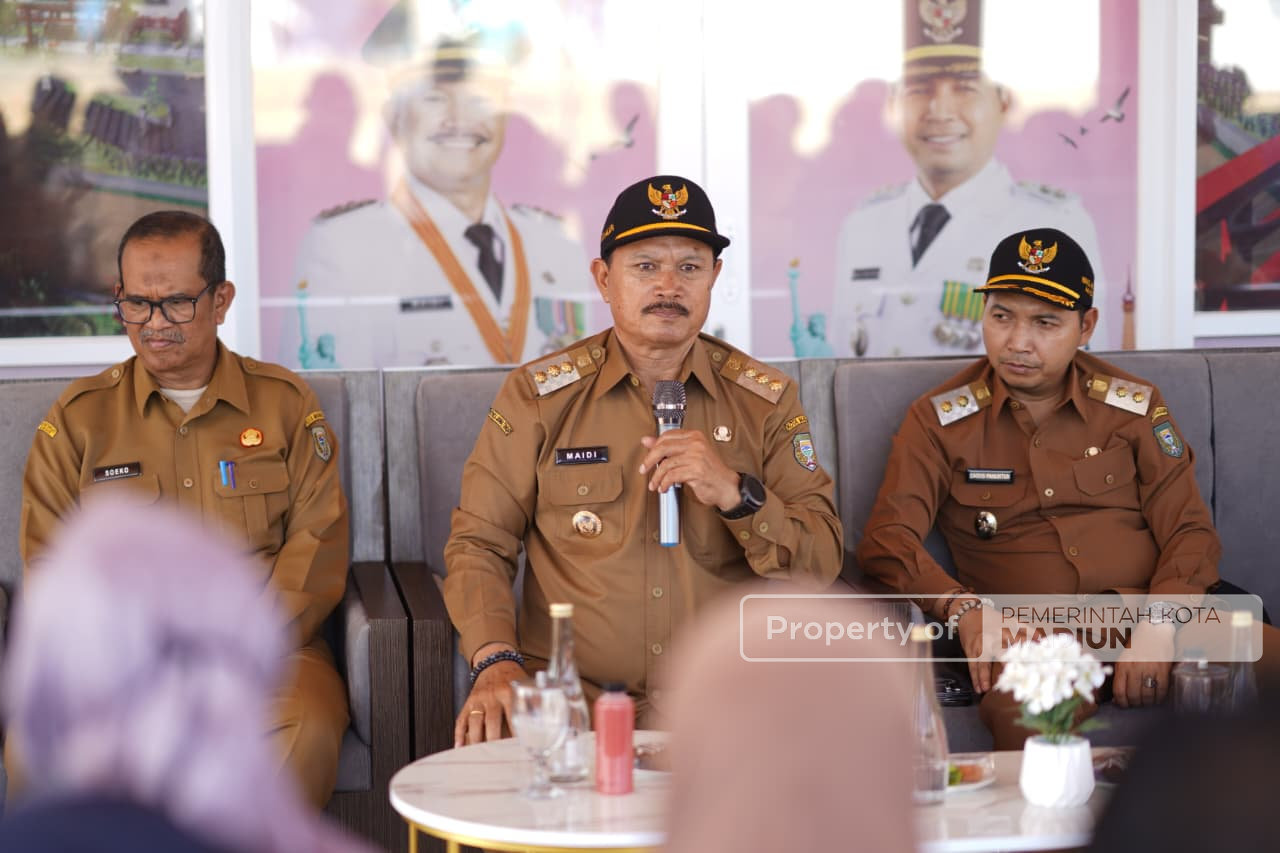 Gowes Bersama OPD, Wali Kota Madiun Resmikan SPPG hingga Sosialisasikan TPS Incinerator