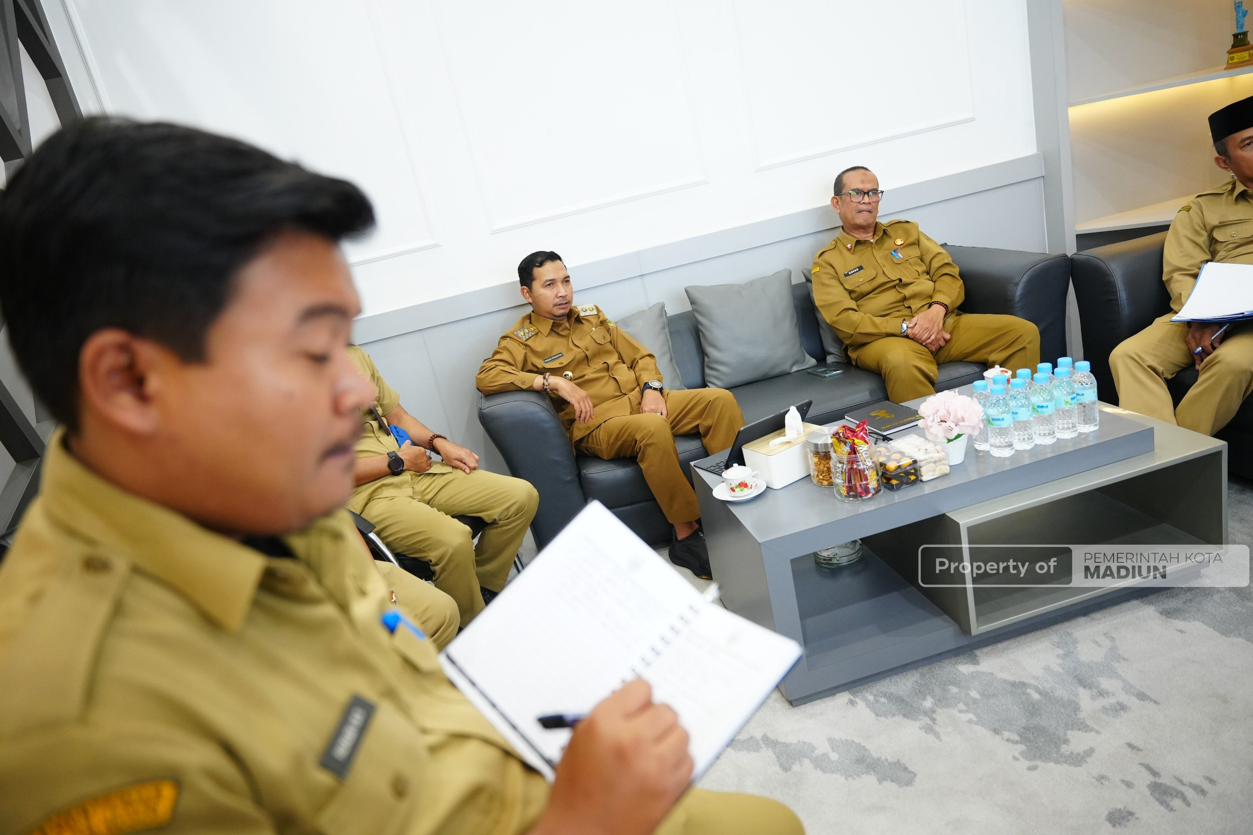 Pastikan Roda Pemerintahan di Jalur Cepat, Plt Wali Kota Madiun Evaluasi Program dan Realisasi Kinerja OPD