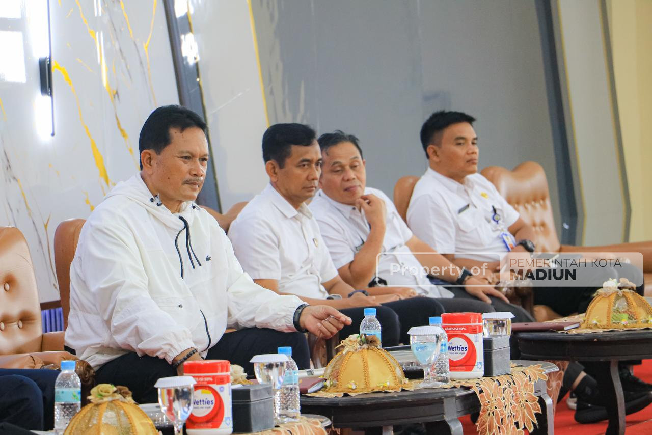 Buka dan Beri Arahan di Penyuluhan Hukum Terpadu, Wali Kota Harap Warga Makin Paham Aturan